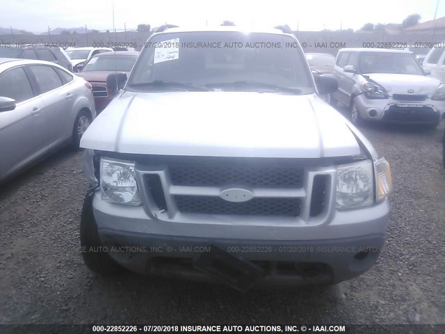 1FMZU77EX2UB98468 - 2002 FORD EXPLORER SPORT TR  SILVER photo 6