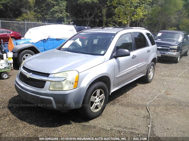 2CNDL13F856005567 - 2005 CHEVROLET EQUINOX LS SILVER photo 2