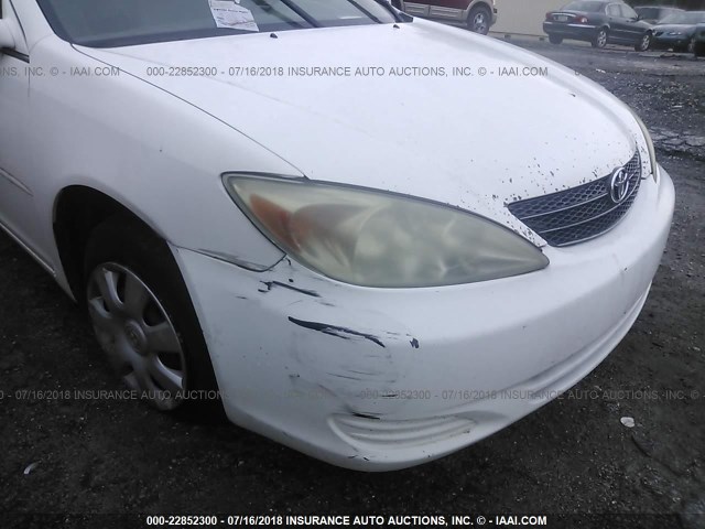 4T1BE32K04U292950 - 2004 TOYOTA CAMRY LE/XLE/SE თეთრი ფოტო 6