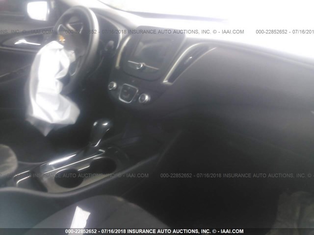 1G1ZB5ST0JF218260 - 2018 CHEVROLET MALIBU LS Ağ foto 5