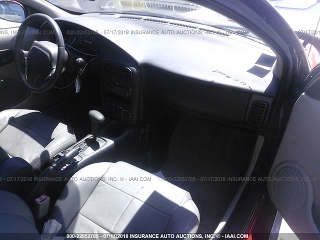 1G8ZY127X1Z117169 - 2001 SATURN SC2 RED photo 5