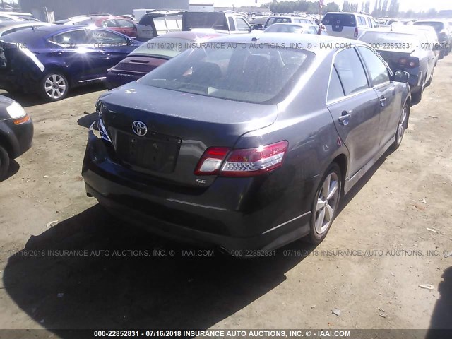 4T1BF3EK3AU512831 - 2010 TOYOTA CAMRY SE/LE/XLE GRAY photo 4