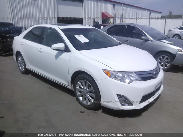 4T4BF1FK7CR271657 - 2012 TOYOTA CAMRY SE/LE/XLE WHITE photo 1