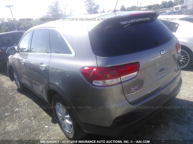 5XYPG4A38GG123155 - 2016 KIA SORENTO LX/L SILVER photo 3