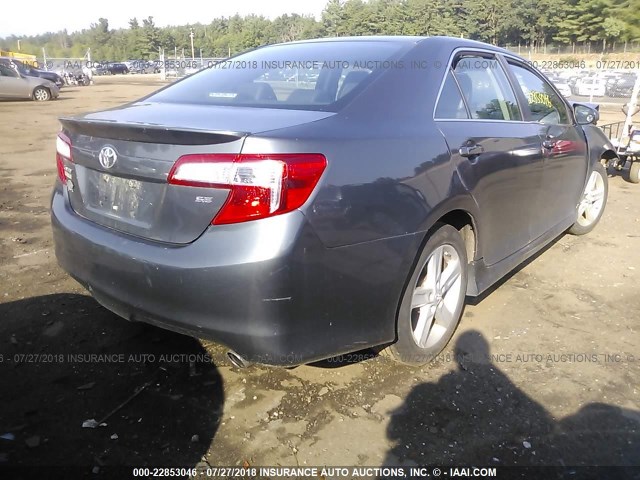 4T1BF1FK1CU126799 - 2012 TOYOTA CAMRY SE/LE/XLE GRAY photo 4