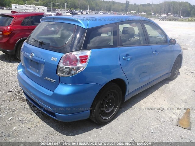 2T1KR32E68C718081 - 2008 TOYOTA COROLLA MATRIX XR BLUE photo 4