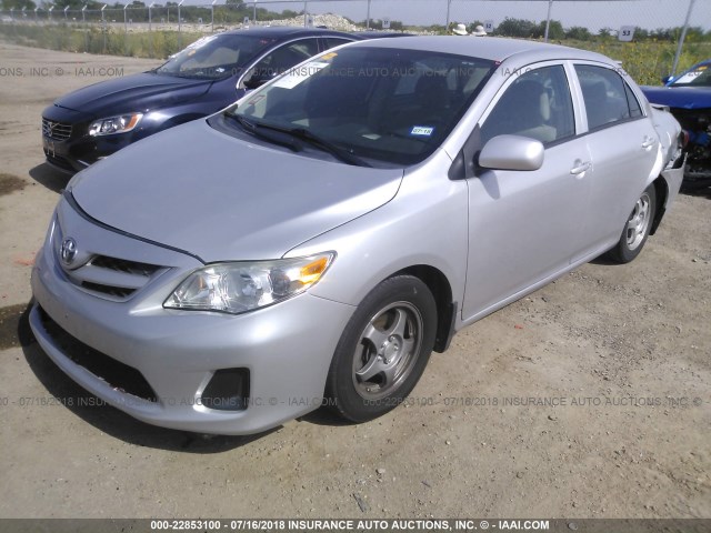 5YFBU4EE8DP182597 - 2013 TOYOTA COROLLA S/LE SILVER photo 2