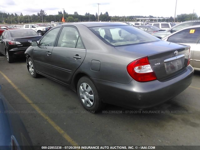 4T1BE32K73U758789 - 2003 TOYOTA CAMRY LE/XLE/SE SILVER photo 3