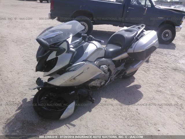 WB1061201CZZ20900 - 2012 BMW K1600 GTL SILVER photo 2