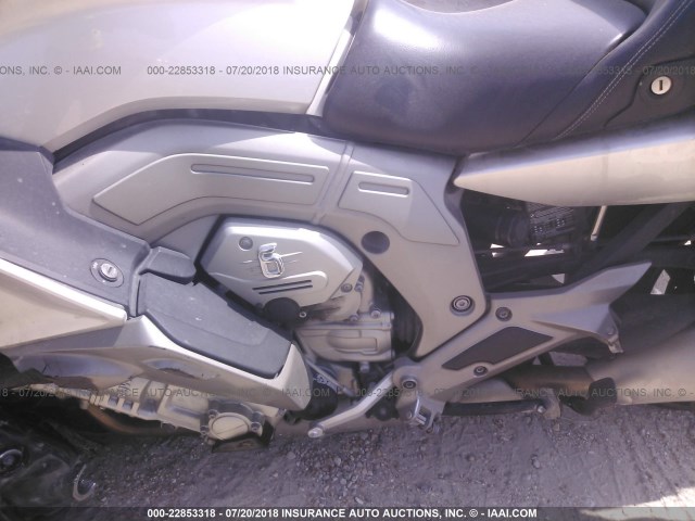 WB1061201CZZ20900 - 2012 BMW K1600 GTL SILVER photo 9