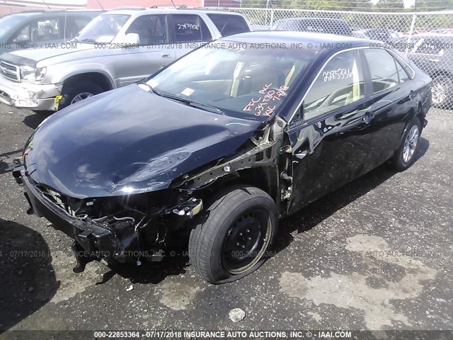 4T4BF1FK2GR545384 - 2016 TOYOTA CAMRY LE/XLE/SE/XSE 黑色 照片 2