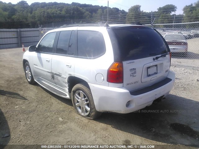 1GKET63M662242002 - 2006 GMC ENVOY DENALI WHITE photo 3