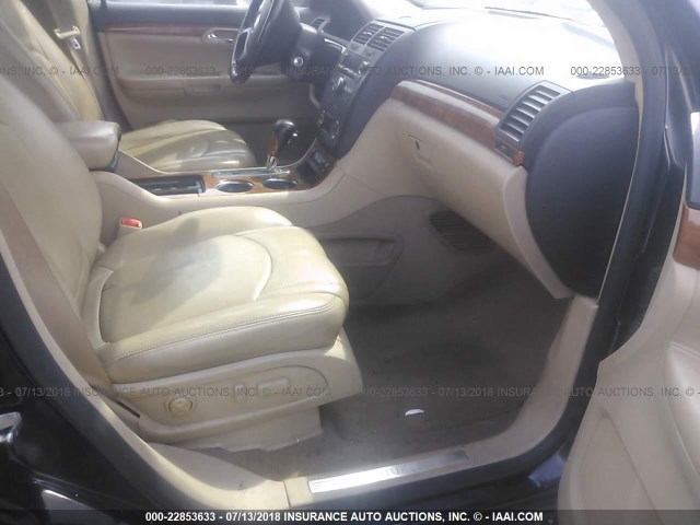 5GZER23738J111811 - 2008 SATURN OUTLOOK XR შავი ფოტო 5