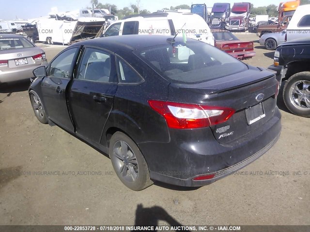 1FADP3F25EL349870 - 2014 FORD FOCUS SE BLACK photo 3