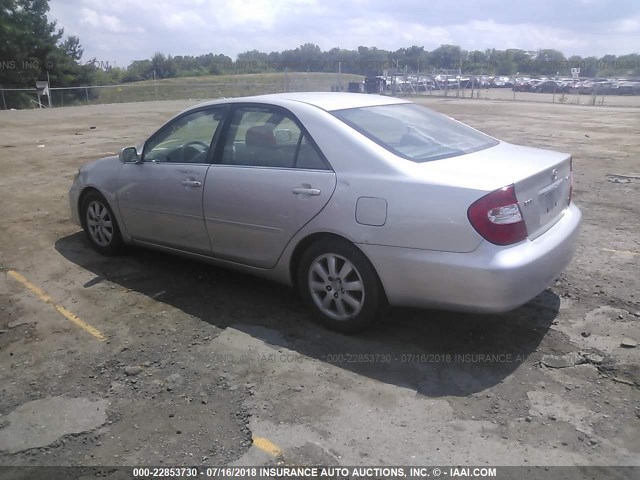 4T1BF30K13U545451 - 2003 TOYOTA CAMRY LE/XLE/SE 银色 照片 3