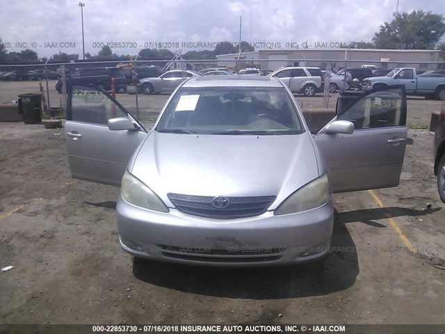 4T1BF30K13U545451 - 2003 TOYOTA CAMRY LE/XLE/SE 银色 照片 6