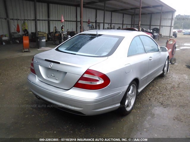 WDBTJ75J54F116655 - 2004 MERCEDES-BENZ CLK 500 SILVER photo 4