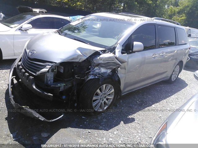 5TDDK3DC0BS002865 - 2011 TOYOTA SIENNA XLE/LIMITED SILVER photo 2