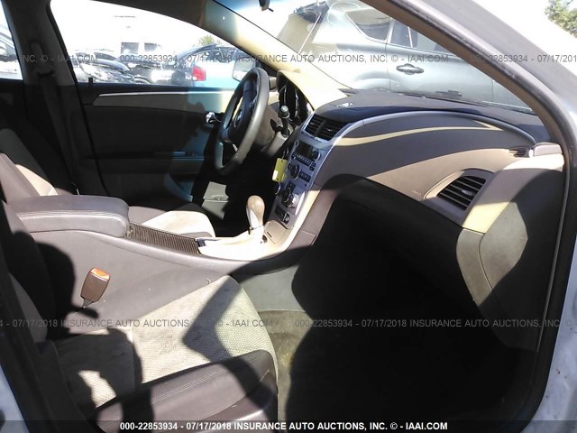 1G1ZG57B994234143 - 2009 CHEVROLET MALIBU LS Ақ фото 5