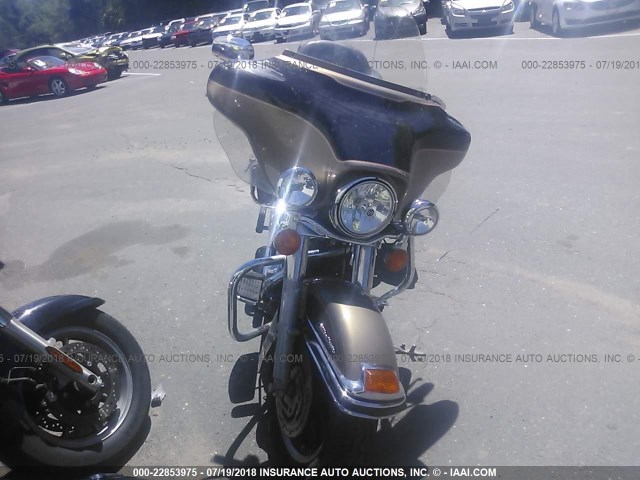 1HD1FCW125Y646068 - 2005 HARLEY-DAVIDSON FLHTCUI Қоңыр фото 5