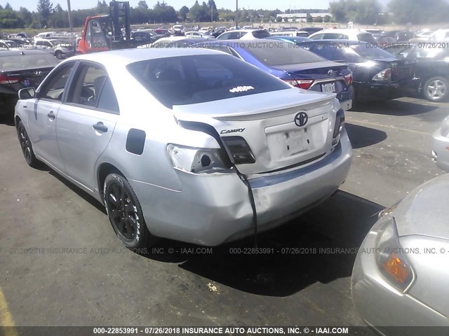 JTNBB46K573035687 - 2007 TOYOTA CAMRY NEW GENERAT HYBRID SILVER photo 3