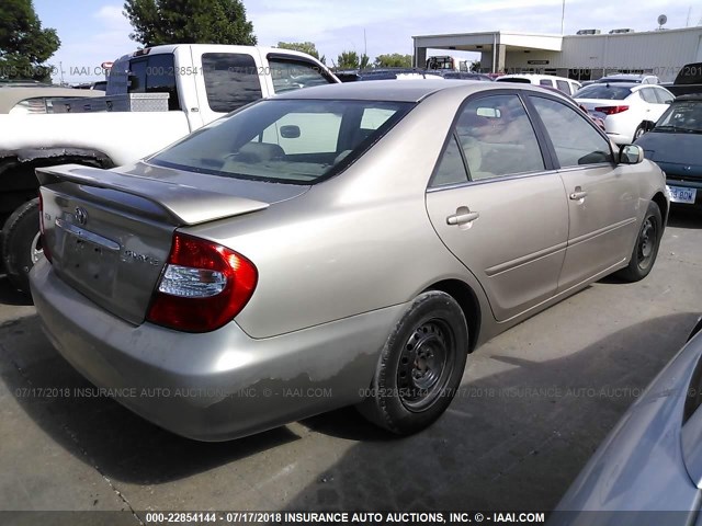 4T1BE32KX4U923333 - 2004 TOYOTA CAMRY LE/XLE/SE 金色 照片 4