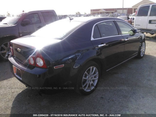 1G1ZK57748F209051 - 2008 CHEVROLET MALIBU LTZ 蓝色 照片 4