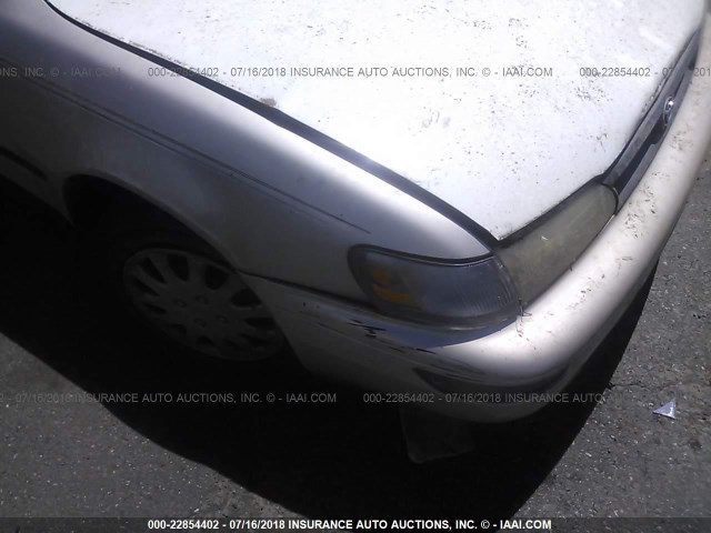 2T1AE09B8SC137500 - 1995 TOYOTA COROLLA LE/DX 金色 照片 6