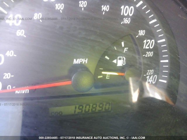 JTDBE32K030197993 - 2003 TOYOTA CAMRY LE/XLE SILVER photo 7