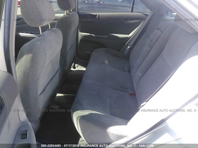 JTDBE32K030197993 - 2003 TOYOTA CAMRY LE/XLE SILVER photo 8