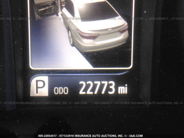 4T1BF1FK7HU274804 - 2017 TOYOTA CAMRY LE/XLE/SE/XSE WHITE photo 7