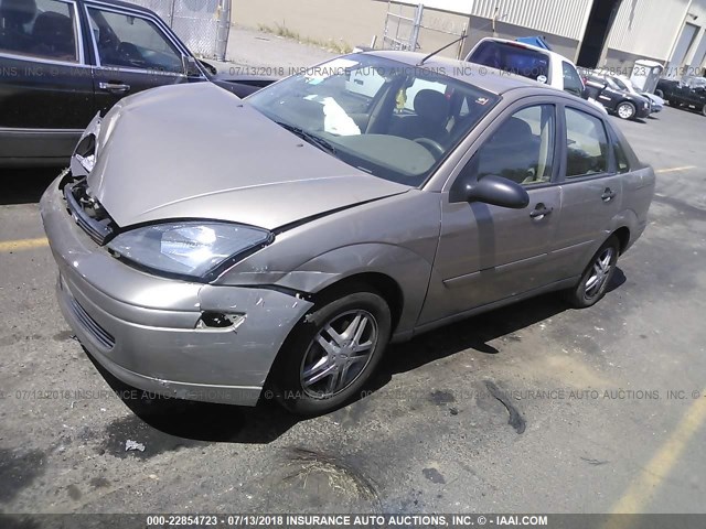 1FAFP34Z14W156878 - 2004 FORD FOCUS SE COMFORT/SE SPORT TAN photo 2