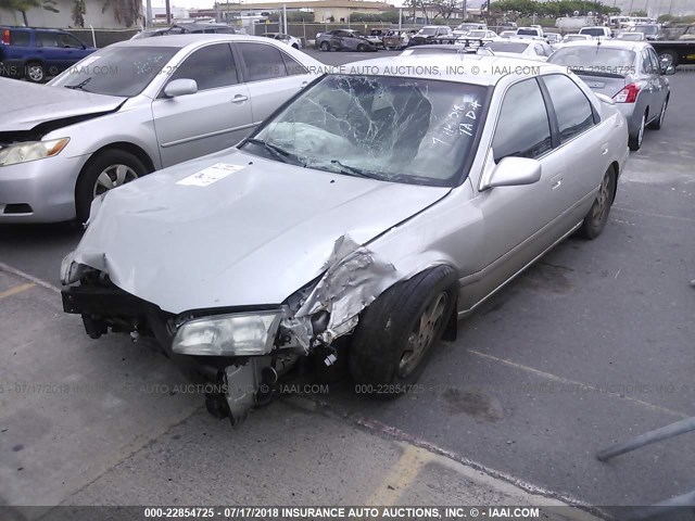 JT2BF22K010306370 - 2001 TOYOTA CAMRY CE/LE/XLE SILVER photo 2