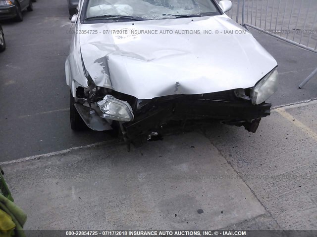 JT2BF22K010306370 - 2001 TOYOTA CAMRY CE/LE/XLE 银色 照片 6