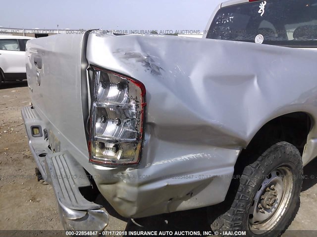 3D7KR28C15G735846 - 2005 DODGE RAM 2500 ST/SLT 银色 照片 6