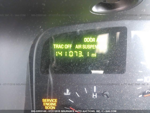 1LNHM81W3XY709859 - 1999 LINCOLN TOWN CAR EXECUTIVE BURGUNDY photo 7