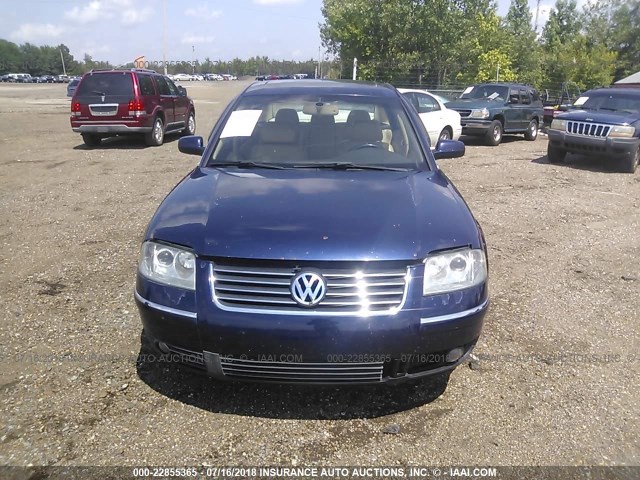 WVWRH63B72P071061 - 2002 VOLKSWAGEN PASSAT GLX BLUE photo 6