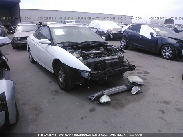 1G8ZY14742Z209425 - 2002 SATURN SC2 WHITE photo 1