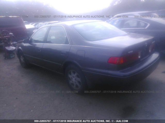 4T1BF22K0YU946990 - 2000 TOYOTA CAMRY LE/XLE BLACK photo 3