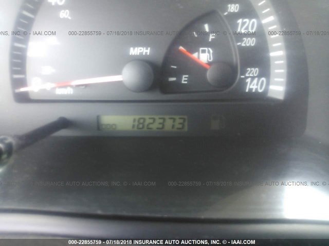 JTDBE30K820112433 - 2002 TOYOTA CAMRY LE/XLE/SE 银色 照片 7