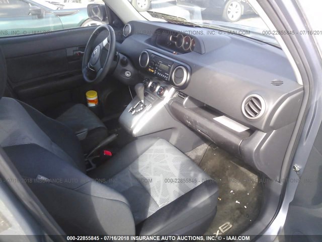 JTLZE4FEXCJ002957 - 2012 TOYOTA SCION XB Grau Foto 5