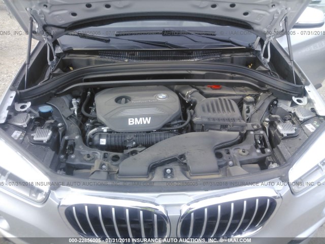 WBXHT3C3XH5F84817 - 2017 BMW X1 XDRIVE28I 灰色 照片 10