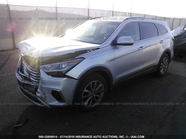 KM8SMDHF9HU186070 - 2017 HYUNDAI SANTA FE SE SILVER photo 2