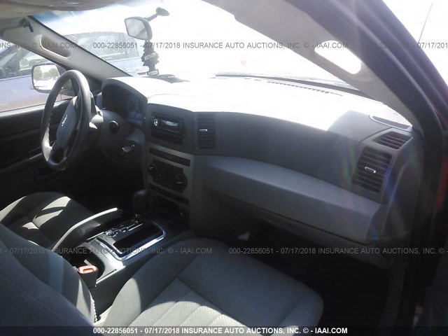 1J4GR48K75C541709 - 2005 JEEP GRAND CHEROKEE LAREDO/COLUMBIA/FREEDOM 红色 照片 5