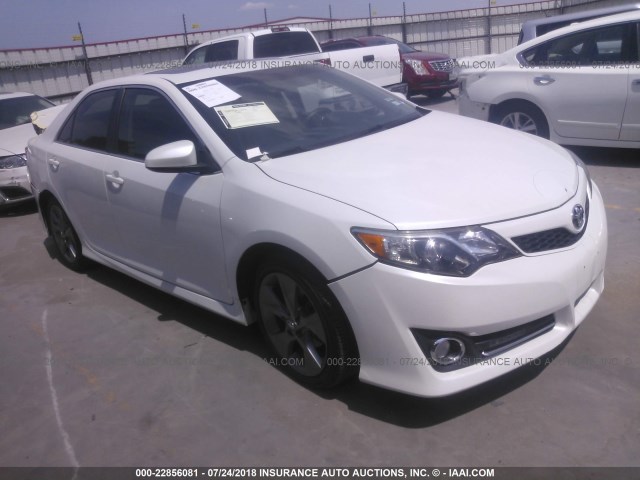 4T1BF1FK4CU629792 - 2012 TOYOTA CAMRY SE/LE/XLE 白色 照片 1