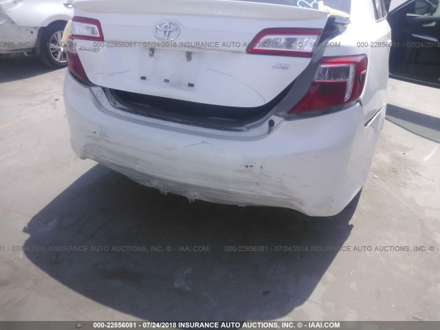 4T1BF1FK4CU629792 - 2012 TOYOTA CAMRY SE/LE/XLE 白色 照片 6