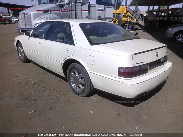 1G6KY529XVU808188 - 1997 CADILLAC SEVILLE STS WHITE photo 3