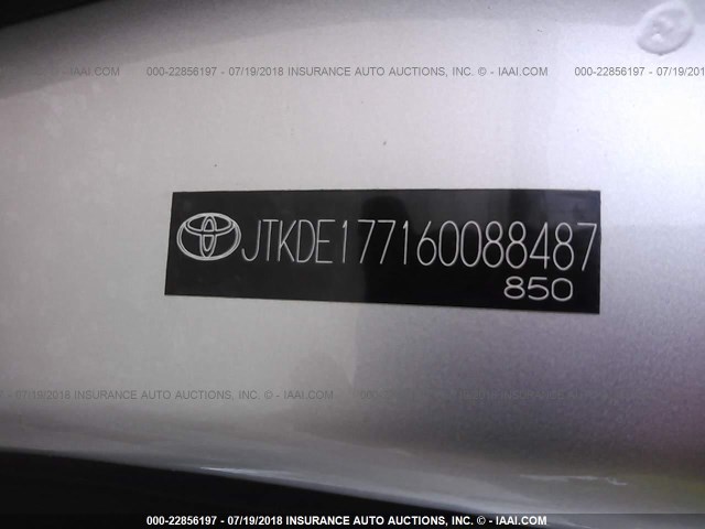 JTKDE177160088487 - 2006 TOYOTA SCION TC 银色 照片 9