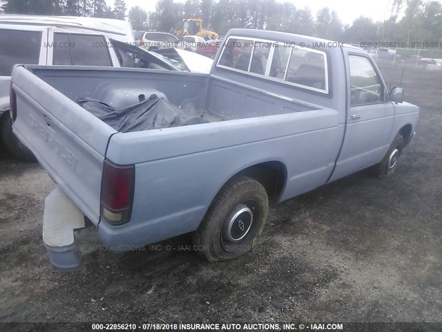 1GCBS14BXD0118907 - 1983 CHEVROLET S TRUCK S10 GRAY photo 4