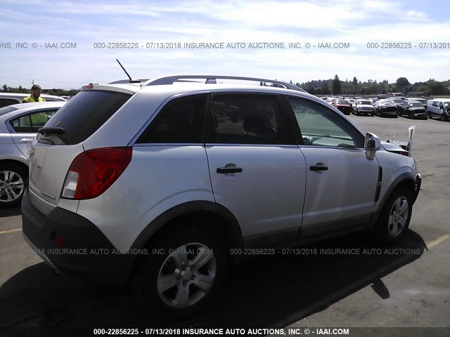 3GNAL1EKXES636850 - 2014 CHEVROLET CAPTIVA LS 银色 照片 4